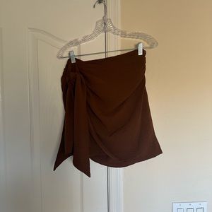 Lulu’s mini faux wrap brown skirt, never been worn